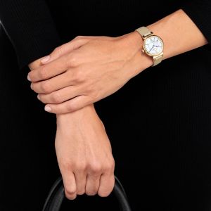CITIZEN EM1073-18D CITIZEN EM1073-18D