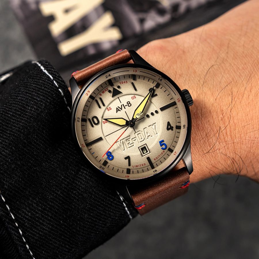 AVI-8 VE-Day 80th Limited Edition AV-4094-06