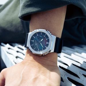 Casio G-SHOCK Classic GM-2100RW-1AER Casio G-SHOCK Classic GM-2100RW-1AER