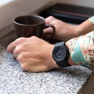 Casio G-SHOCK Classic GMA-P2100BB-1AER Casio G-SHOCK Classic GMA-P2100BB-1AER