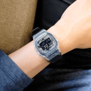 Casio G-Shock DW-5600SKC-1