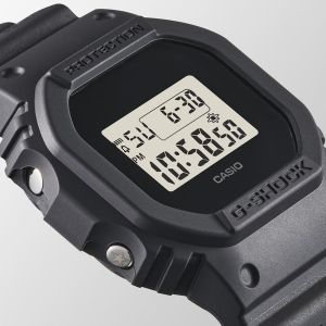 Casio G-Shock DWE-5657RE-1ER + КОРПУС Casio G-Shock DWE-5657RE-1ER + КОРПУС