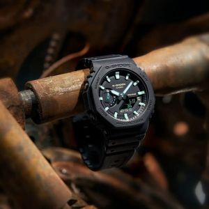 Casio G-Shock GA-2100RC-1AER Casio G-Shock GA-2100RC-1AER