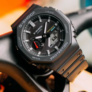 Casio G-Shock GA-B2100-1AER Casio G-Shock GA-B2100-1AER
