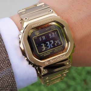 Casio G-Shock GMW-B5000GD-9ER Casio G-Shock GMW-B5000GD-9ER
