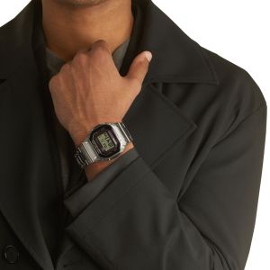 Casio G-Shock MRG-B5000D-1DR Casio G-Shock MRG-B5000D-1DR