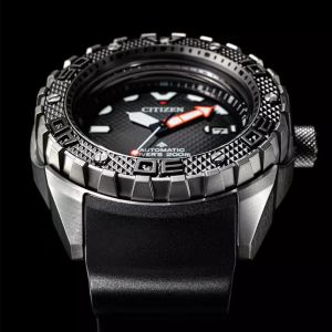Citizen Super Titanium Promaster Diver Automatic NB6004-08E + Strap Extender + Diver Bottle Case Citizen Super Titanium Promaster Diver Automatic NB6004-08E + Strap Extender + Diver Bottle Case