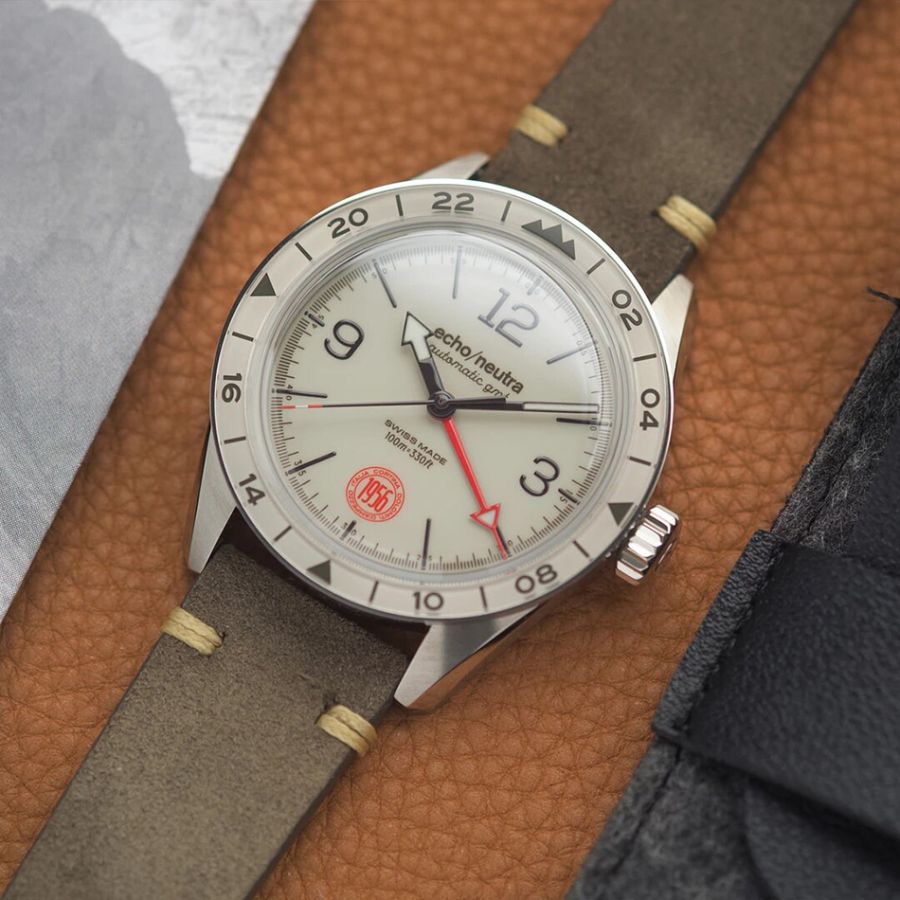 Echo/Neutra Cortina 1956 GMT Ivory