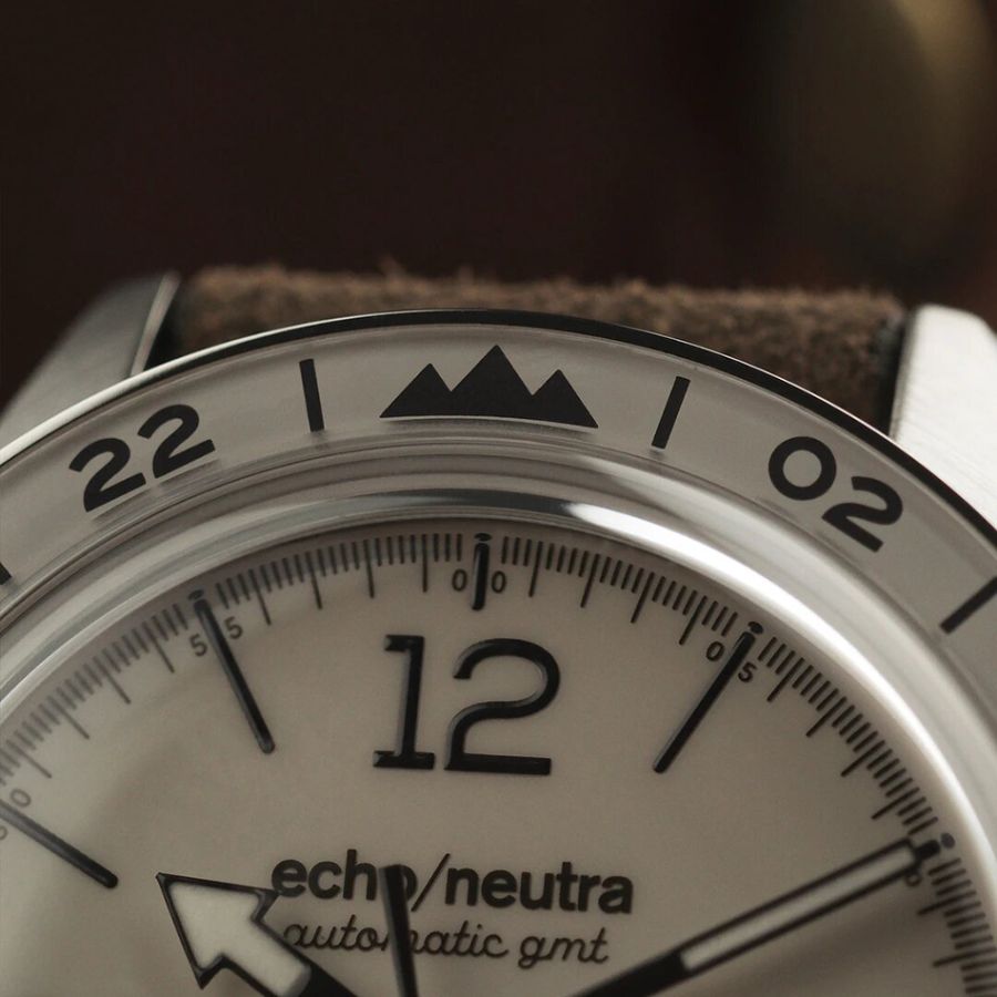 Echo/Neutra Cortina 1956 GMT Ivory