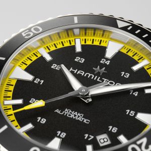 Hamilton KHAKI NAVY SCUBA AUTO H82395332 Hamilton KHAKI NAVY SCUBA AUTO H82395332