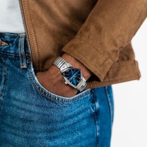 Hamilton VENTURA QUARTZ H24411142