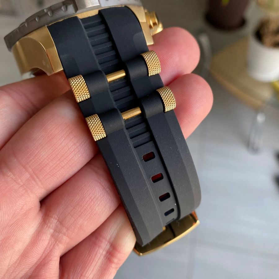 Invicta Aviator 36424