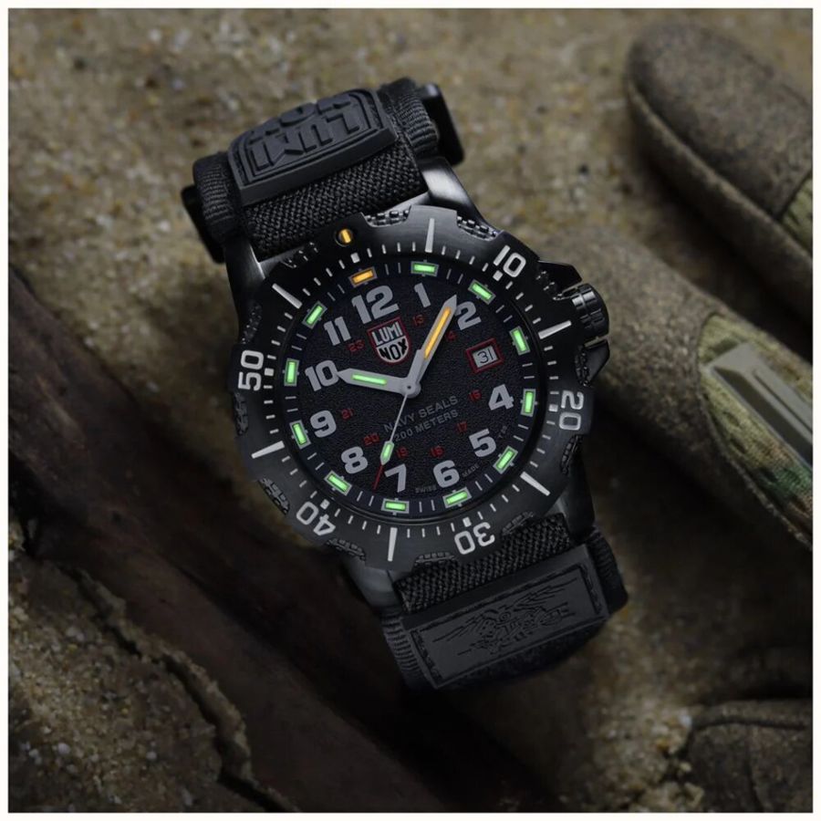 Luminox Navy Seal XS.4231.SET + Ремешок