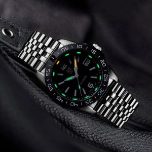 Luminox Pacific Diver XS.3122M