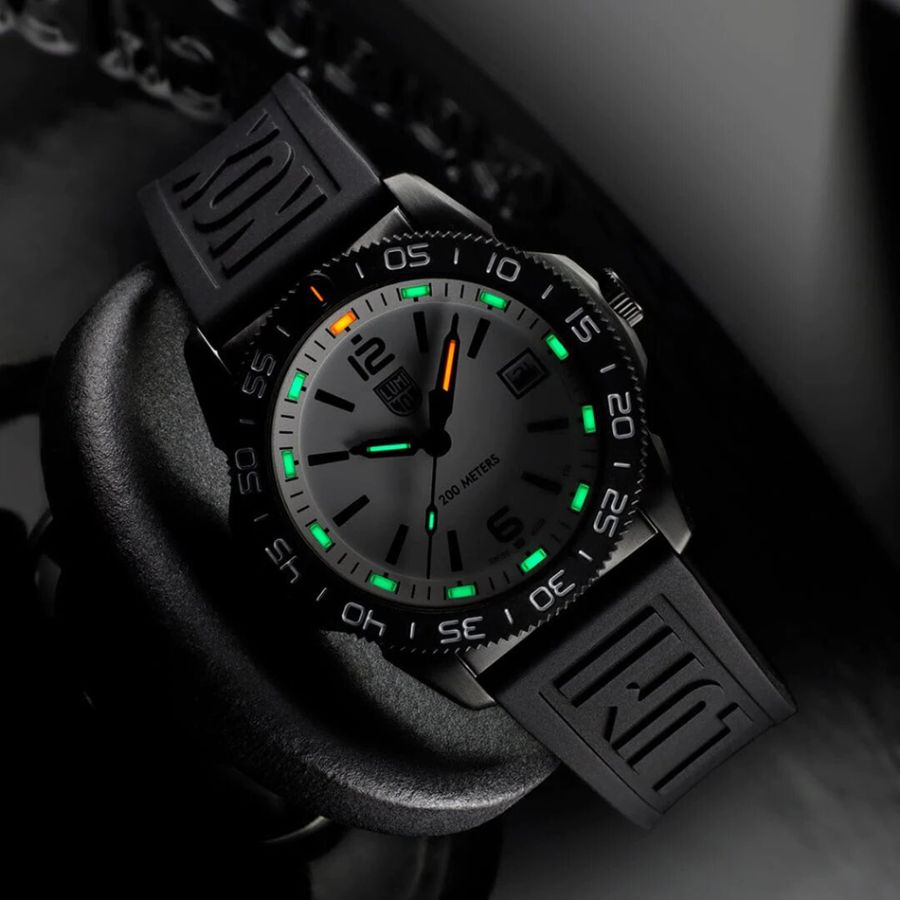 Luminox Pacific Diver XS.3127M