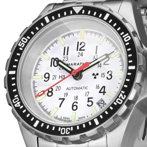 Marathon 36mm Arctic Edition Medium Diver's Automatic (MSAR Auto) with Stainless Steel Bracelet WW194026SS-0506 Marathon 36mm Arctic Edition Medium Diver's Automatic (MSAR Auto) with Stainless Steel Bracelet WW194026SS-0506