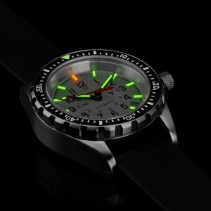 Marathon 36mm Arctic Edition Medium Diver's Automatic (MSAR Auto) with Stainless Steel Bracelet WW194026SS-0506 Marathon 36mm Arctic Edition Medium Diver's Automatic (MSAR Auto) with Stainless Steel Bracelet WW194026SS-0506