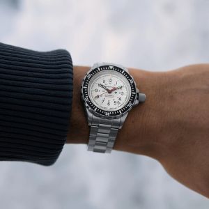 Marathon 41mm Arctic Edition Large Diver's Automatic (GSAR) with Stainless Steel Bracelet WW194006SS-0513 Marathon 41mm Arctic Edition Large Diver's Automatic (GSAR) with Stainless Steel Bracelet WW194006SS-0513