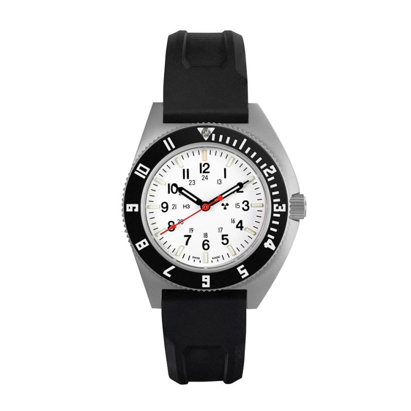 Marathon 41mm Arctic Steel Navigator (SSNAV) on Black 3-Piece Rubber Strap Kit WW194001SS-0530 Marathon 41mm Arctic Steel Navigator (SSNAV) on Black 3-Piece Rubber Strap Kit WW194001SS-0530