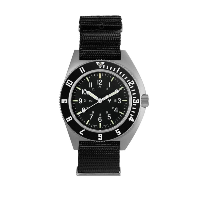 Marathon 41mm Steel Navigator (SSNAV) on Nylon DEFSTAN WW194001SS-0802 Marathon 41mm Steel Navigator (SSNAV) on Nylon DEFSTAN WW194001SS-0802