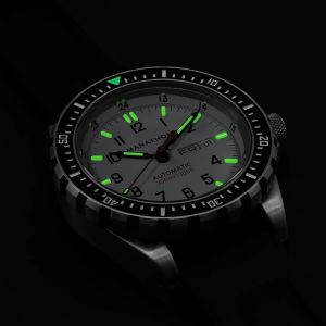 Marathon 46mm Arctic Edition Jumbo Day Date Automatic (JDD) with Stainless Steel Bracelet WW194021SS-0509 Marathon 46mm Arctic Edition Jumbo Day Date Automatic (JDD) with Stainless Steel Bracelet WW194021SS-0509