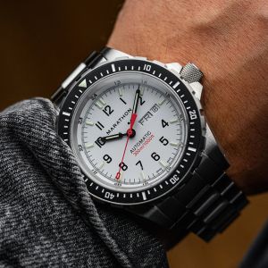 Marathon 46mm Arctic Edition Jumbo Day Date Automatic (JDD) with Stainless Steel Bracelet WW194021SS-0509 Marathon 46mm Arctic Edition Jumbo Day Date Automatic (JDD) with Stainless Steel Bracelet WW194021SS-0509