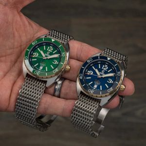 Ocean Crawler Core Diver - Collectors Bronze - Blue Ocean Crawler Core Diver - Collectors Bronze - Blue