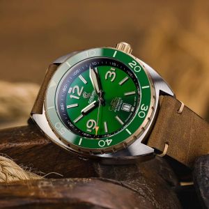 Ocean Crawler Core Diver - Collector's Bronze - Green Ocean Crawler Core Diver - Collector's Bronze - Green