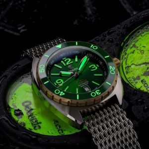 Ocean Crawler Core Diver - Collector's Bronze - Green Ocean Crawler Core Diver - Collector's Bronze - Green