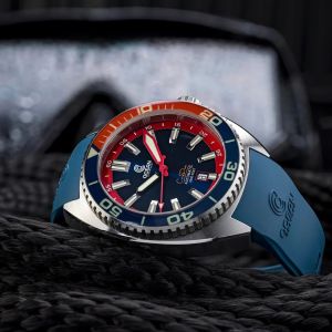 Ocean Crawler Core Diver 2024 - Blue Red Ocean Crawler Core Diver 2024 - Blue Red