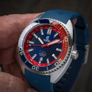 Ocean Crawler Core Diver 2024 - Blue Red Ocean Crawler Core Diver 2024 - Blue Red