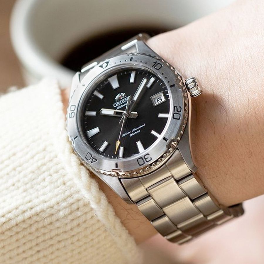 ORIENT RA-AC0Q01B10B