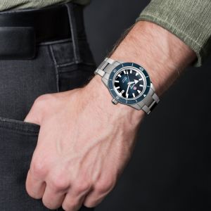 Rado Captain Cook R32105158 Rado Captain Cook R32105158