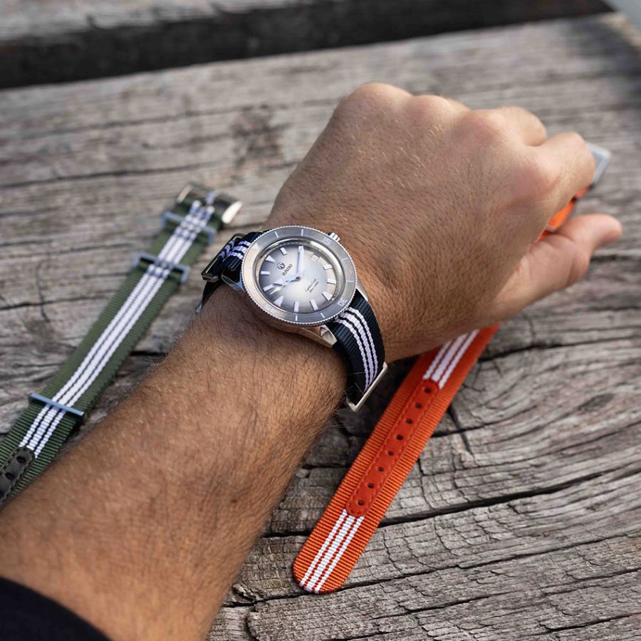 Rado Captain Cook X Tennis Limited Edition 01.763.6222.3.510 R32222108 + 3 straps Rado Captain Cook X Tennis Limited Edition 01.763.6222.3.510 R32222108 + 3 straps