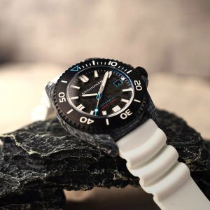 Spinnaker Tesei Forged Carbon Black Frost Limited Edition SP-5143-02 Spinnaker Tesei Forged Carbon Black Frost Limited Edition SP-5143-02