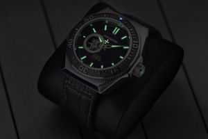 Aragon A383BLK Open Heart Aragon A383BLK Open Heart